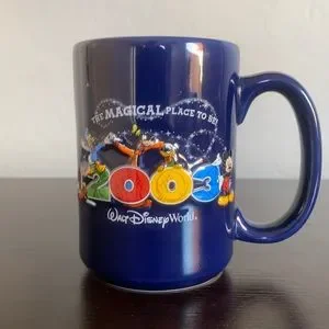 Disney Retired 2003 Walt Disney World 3D Coffee mug Cup Like new